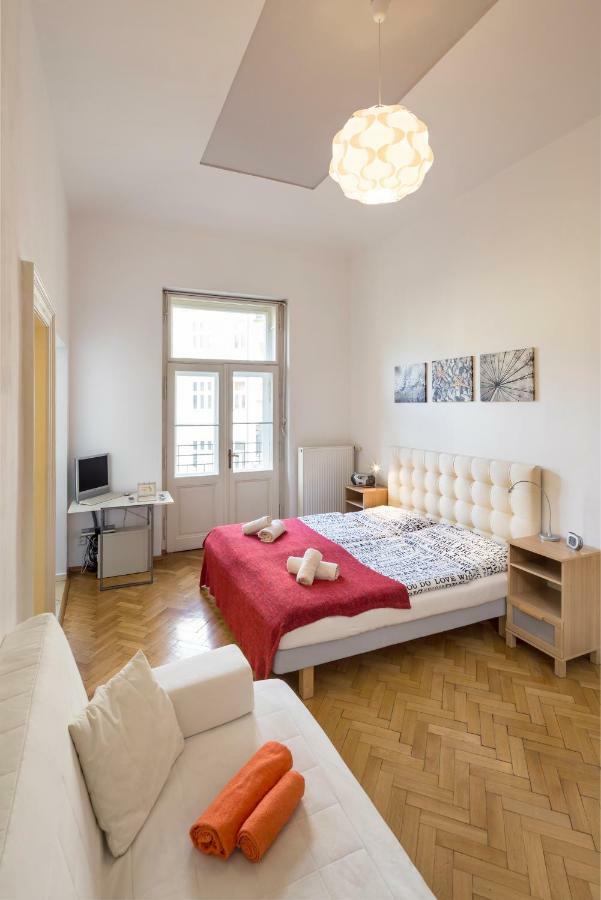 Dusni Apartments Prague Exterior photo